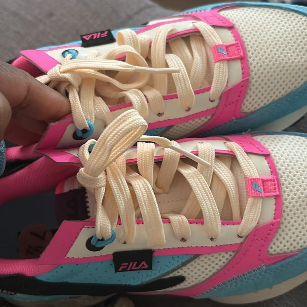 Fila - Picture 5 of 8